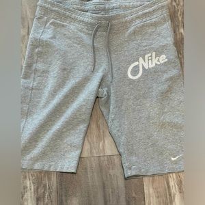 Nike Bermuda style shorts. Women size Small